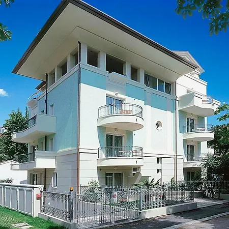 Hamilton Riccione