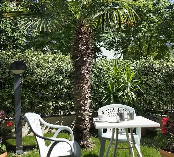 Hamilton Apartman Riccione